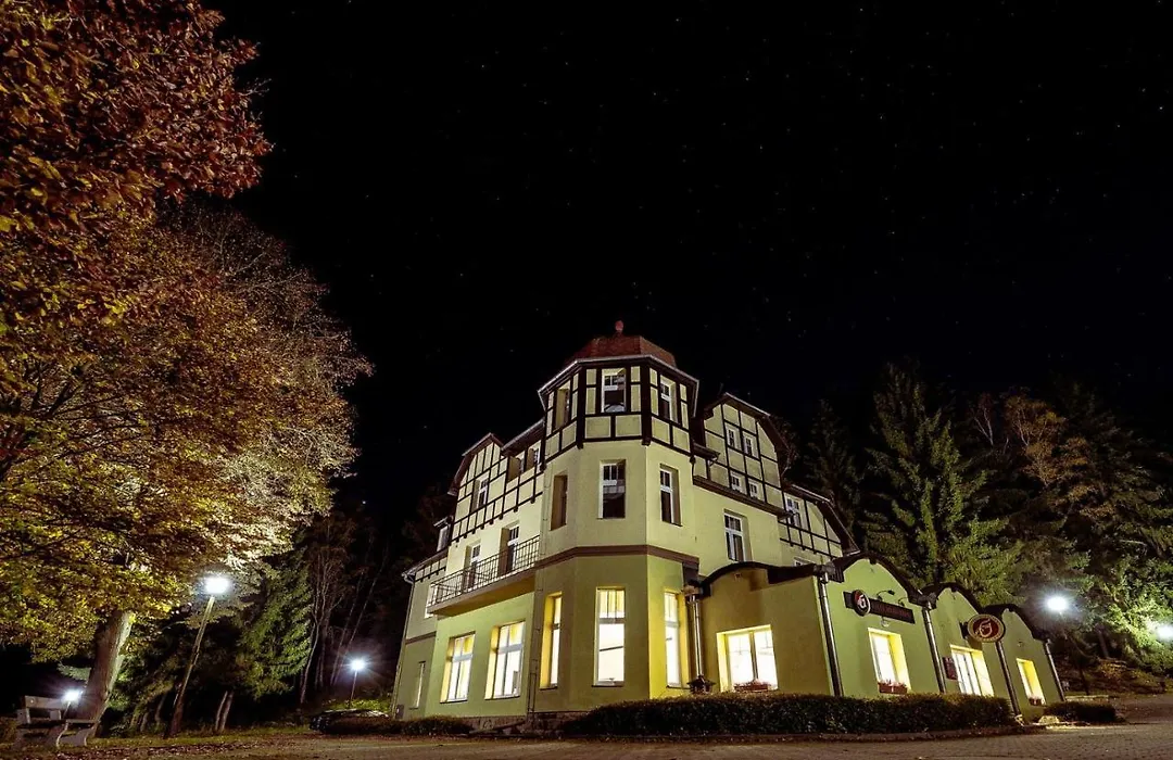 Hotel Hubertus-1