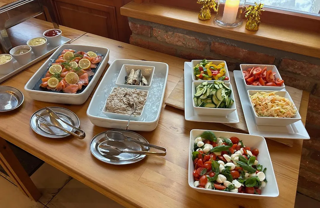 Dvur Stran & Wellness-1
